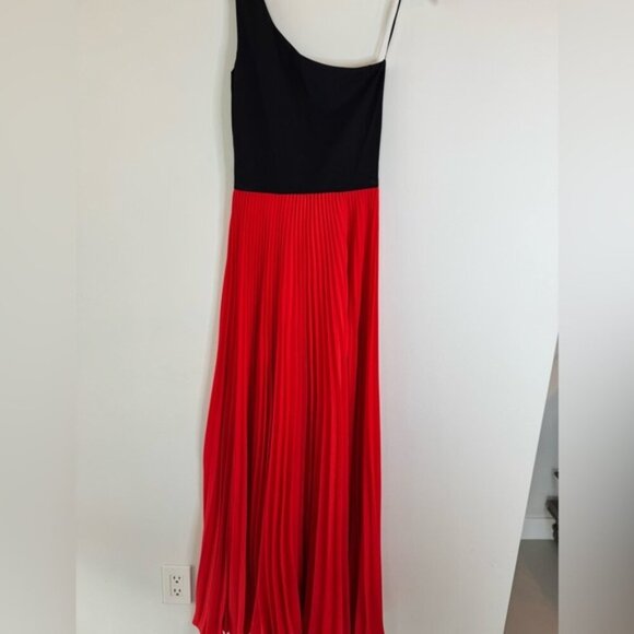 Alexis Two-Tone Designer Dress – Black & Red Pleated – Size Small - Picture 1 of 13